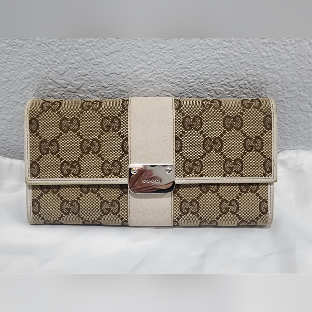 Gucci wallet